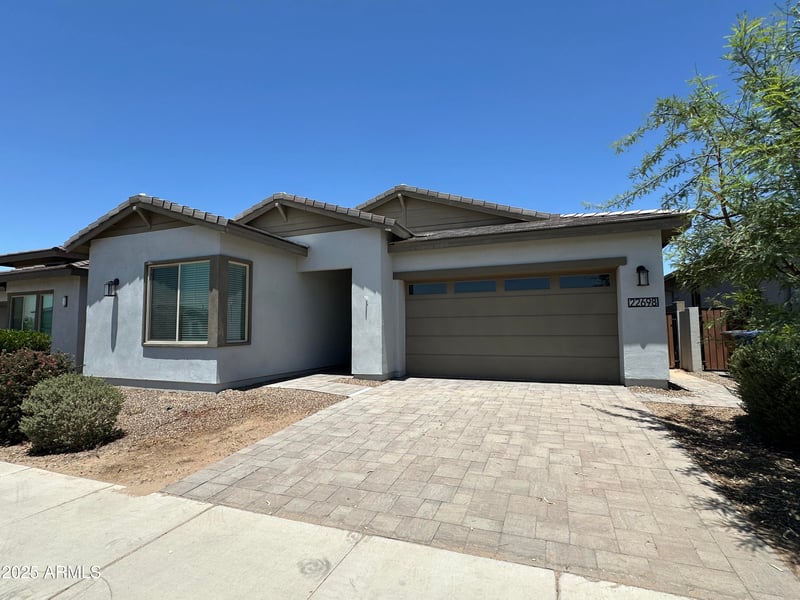 22698 Saddle Way, Queen Creek, AZ 85142