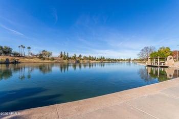 227 Auburn Dr, Tempe, AZ 85283