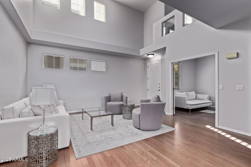227 Mountain Sage Dr, Phoenix, AZ 85045