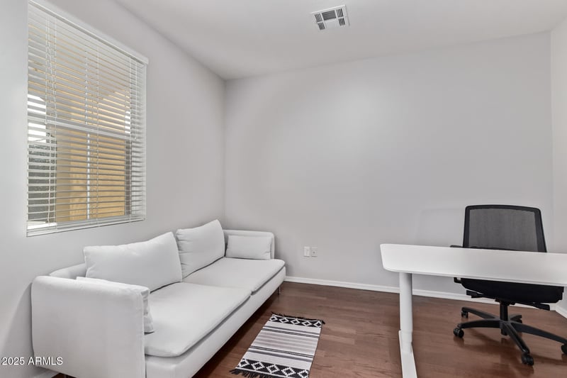 227 Mountain Sage Dr, Phoenix, AZ 85045