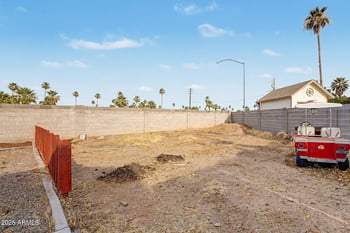 227 Winthrop Cir, Mesa, AZ 85213