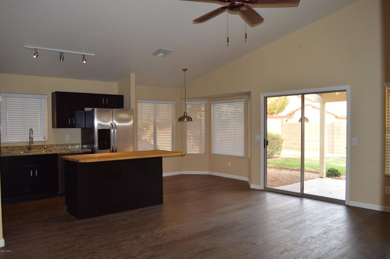 2271 E Rawhide St, Gilbert, AZ 85296