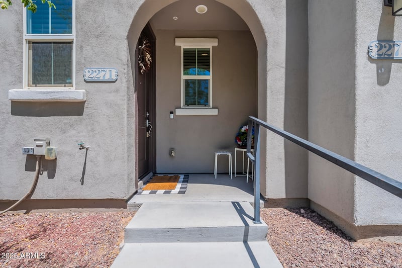 2271 Hidalgo Ave, Phoenix, AZ 85040
