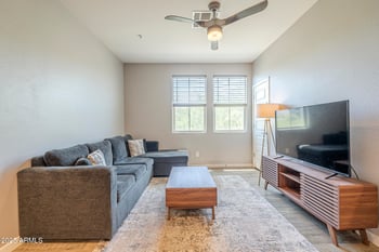 2271 Hidalgo Ave, Phoenix, AZ 85040