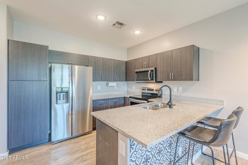 2271 Hidalgo Ave, Phoenix, AZ 85040