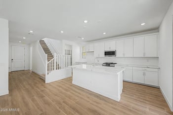 2271 S Jeffry St, Gilbert, AZ 85295