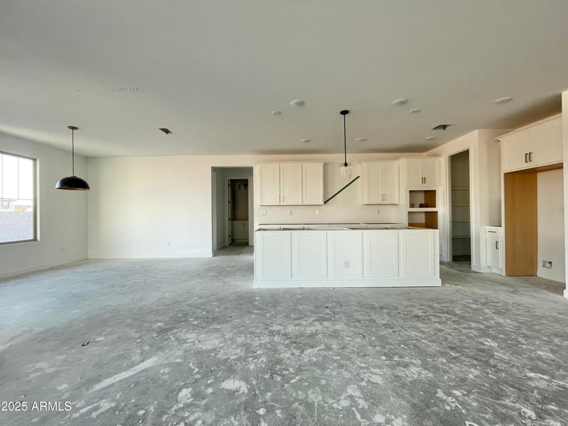 22717 Saddle Way, Queen Creek, AZ 85142
