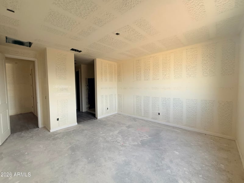 2272 Galloping Horse Dr, San Tan Valley, AZ 85140