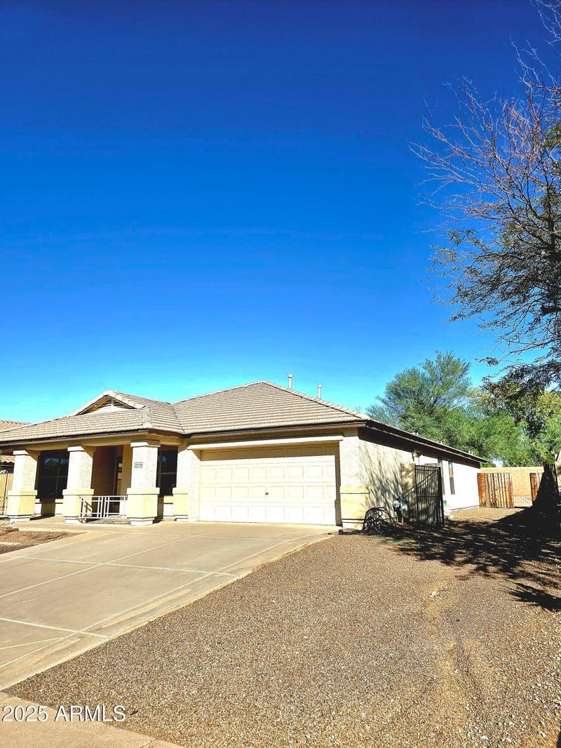 22729 103rd Ln, Peoria, AZ 85383