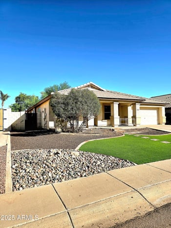 22729 103rd Ln, Peoria, AZ 85383