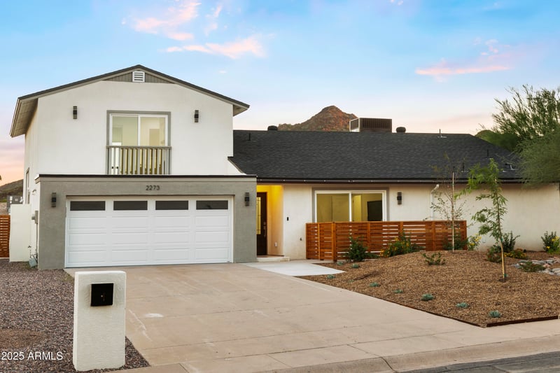 2273 Clinton St, Phoenix, AZ 85028