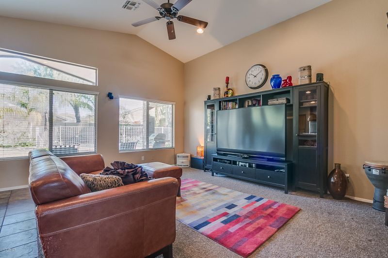 2274 E Cherry Hills Pl, Chandler, AZ 85249