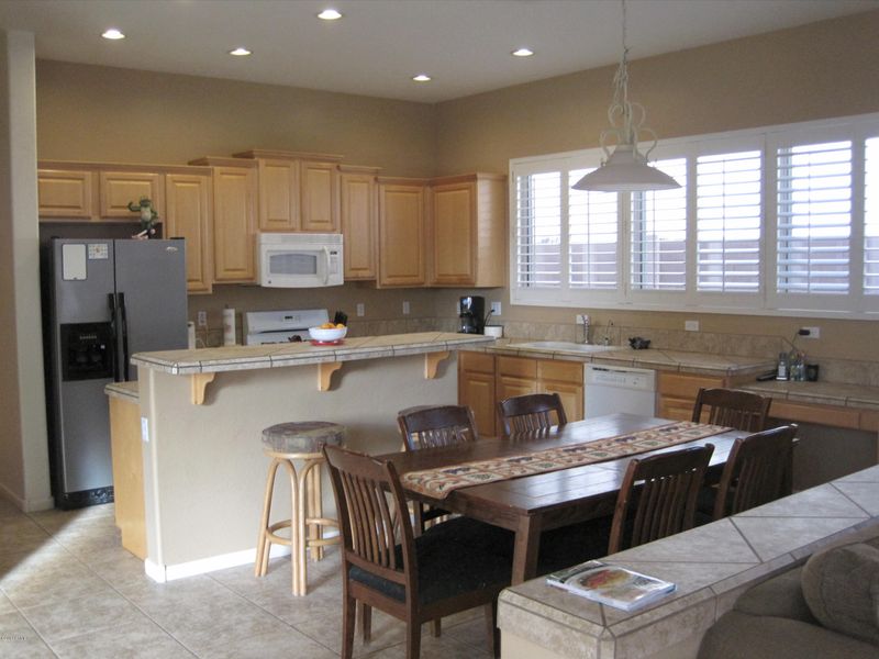 2275 E La Costa Pl, Chandler, AZ 85249
