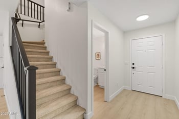 2275 Hazeltine Way, Chandler, AZ 85249