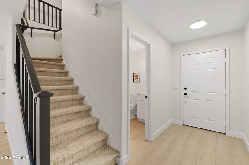 2275 Hazeltine Way, Chandler, AZ 85249