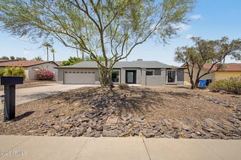 2276 Christy Dr, Phoenix, AZ 85028