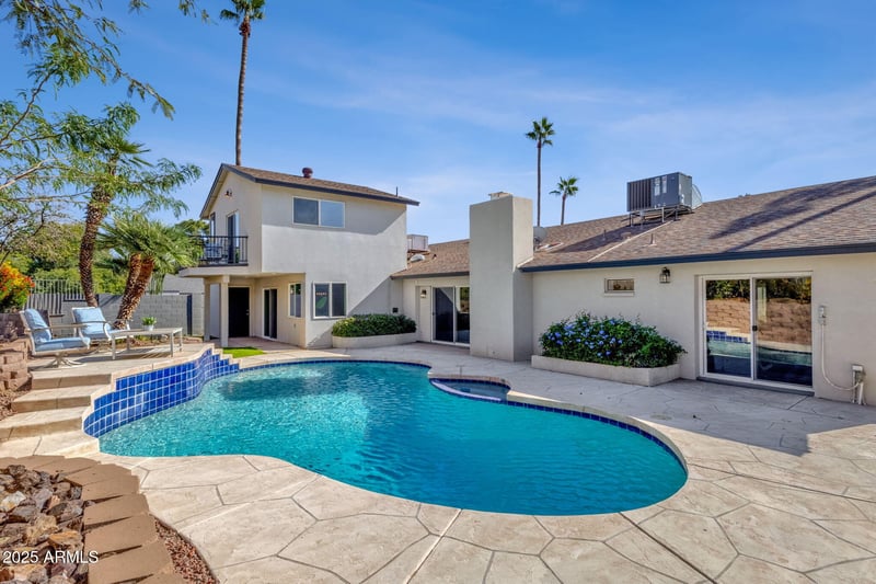 2276 E Mercer Ln, Phoenix, AZ 85028