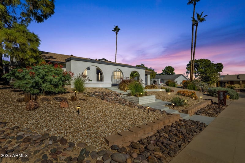 2276 E Mercer Ln, Phoenix, AZ 85028