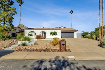 2276 E Mercer Ln, Phoenix, AZ 85028