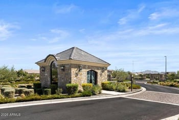 2279 Warbler Rd, Gilbert, AZ 85297