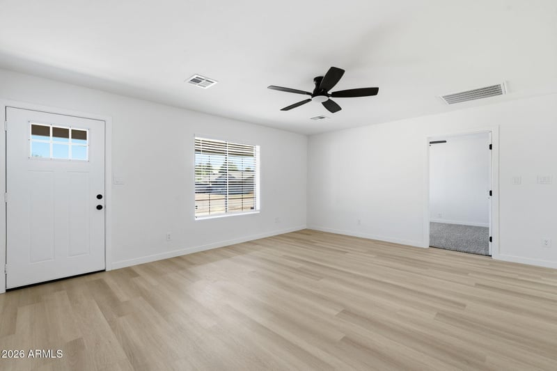 228 W 18th Ave, Apache Junction, AZ 85120