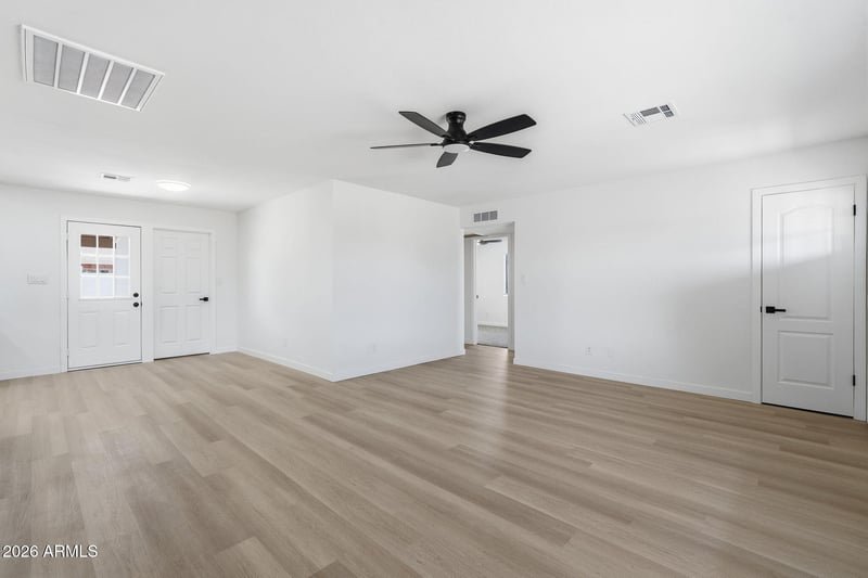 228 W 18th Ave, Apache Junction, AZ 85120
