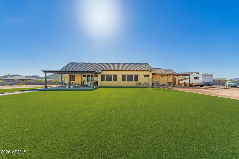228 W Weld St, San Tan Valley, AZ 85143