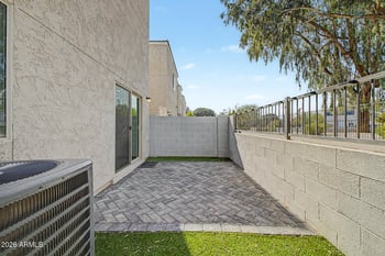 2280 W Harmont Dr, Phoenix, AZ 85021