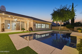 22806 55th St, Phoenix, AZ 85054