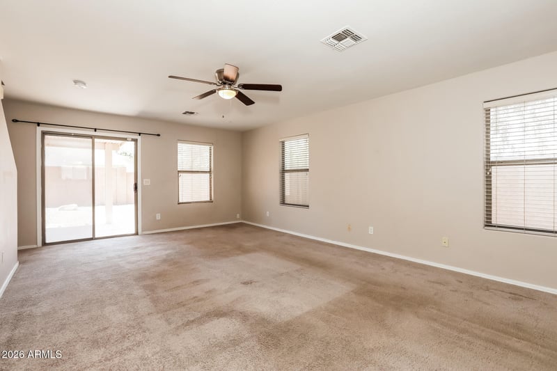 2281 Meadow Chase Dr, San Tan Valley, AZ 85140