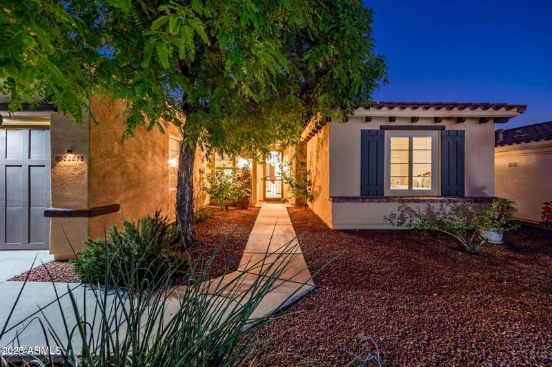 22815 Arrellaga Dr, Sun City West, AZ 85375