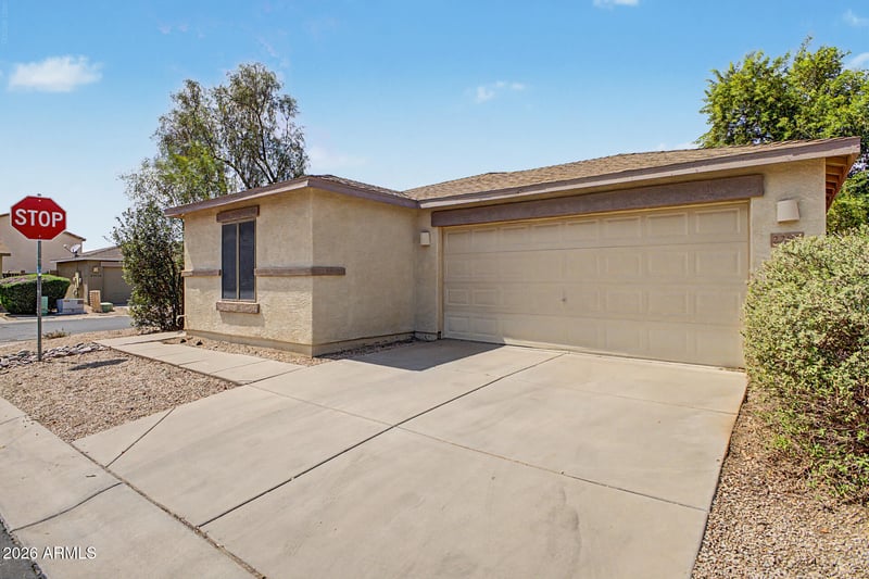 2282 E Meadow Chase Dr, San Tan Valley, AZ 85140