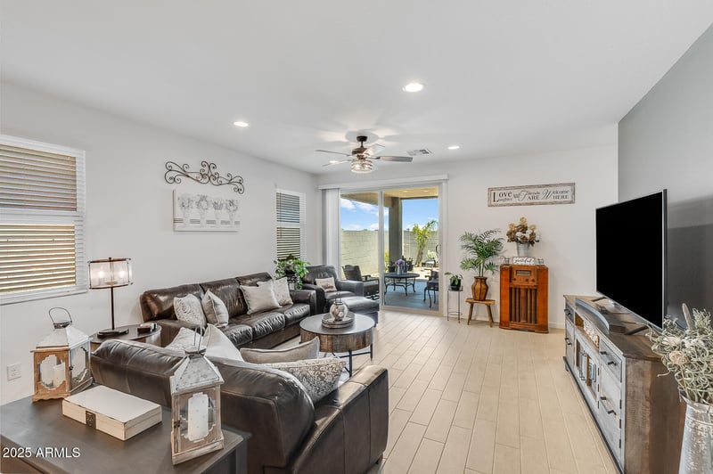 22823 126th Dr, Sun City West, AZ 85375