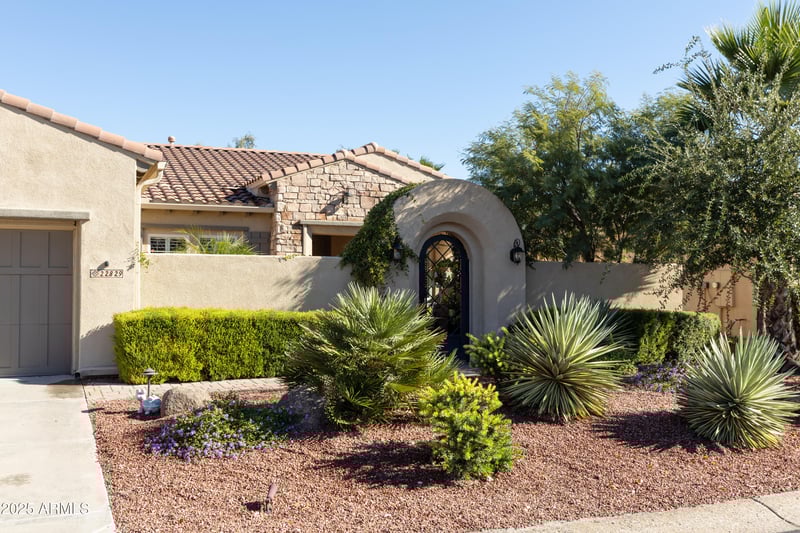 22829 Los Gatos Dr, Sun City West, AZ 85375