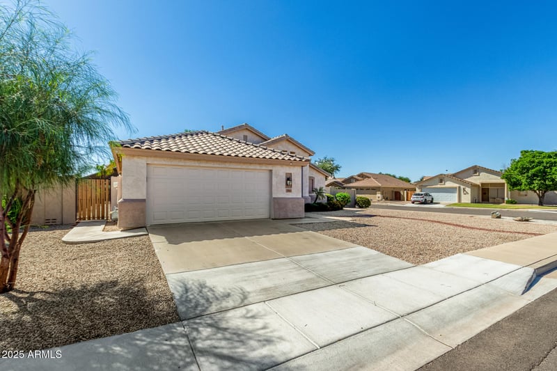 2283 Torrey Pines Pl, Chandler, AZ 85249