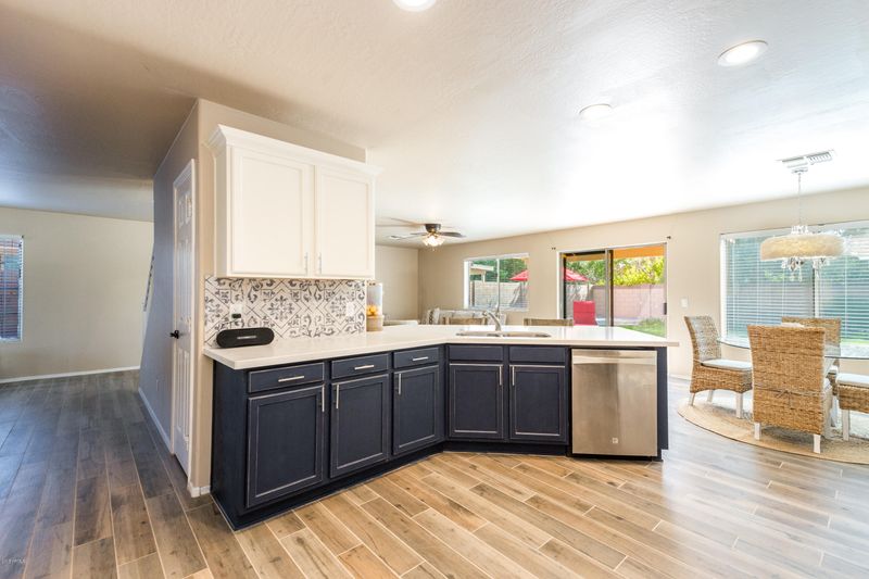 22831 N 24th St, Phoenix, AZ 85024