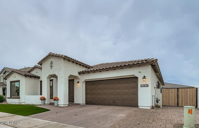 22839 Nightingale Rd, Queen Creek, AZ 85142