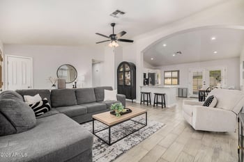 2284 Stottler Dr, Gilbert, AZ 85296