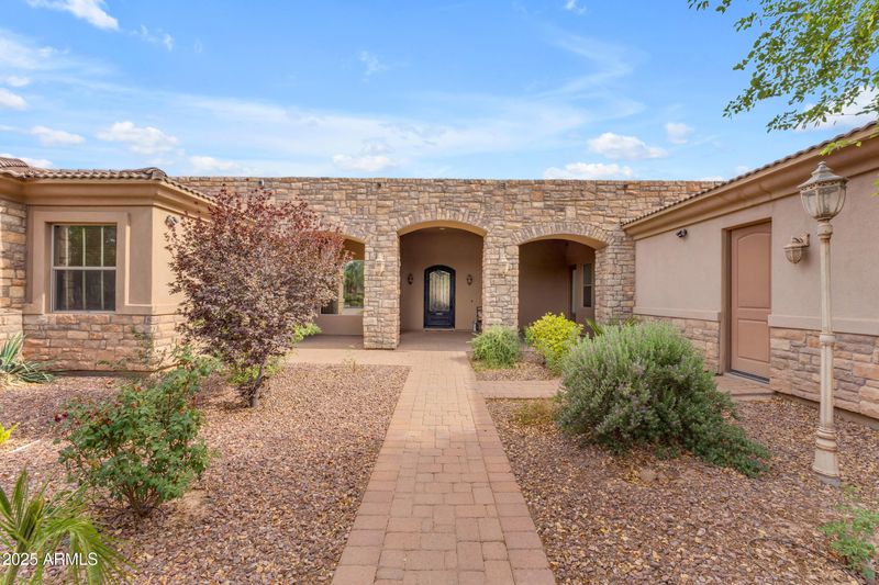 2285 E Plum St, Gilbert, AZ 85298