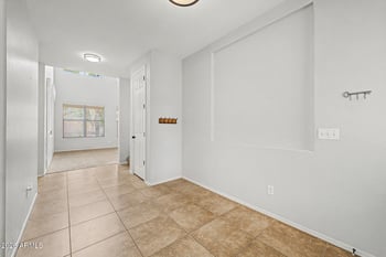 2286 Omega Dr, San Tan Valley, AZ 85143