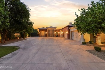 2286 Plum St, Gilbert, AZ 85298