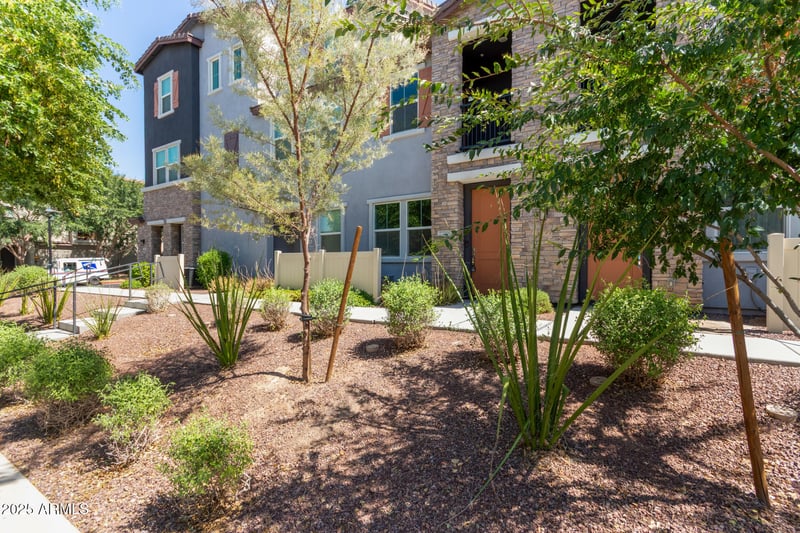 2286 Hidalgo Ave, Phoenix, AZ 85040