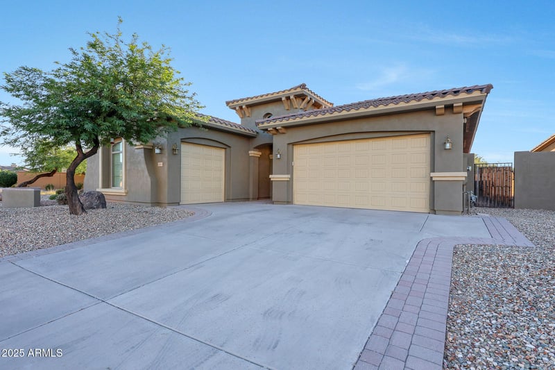 2288 156th Dr, Goodyear, AZ 85395