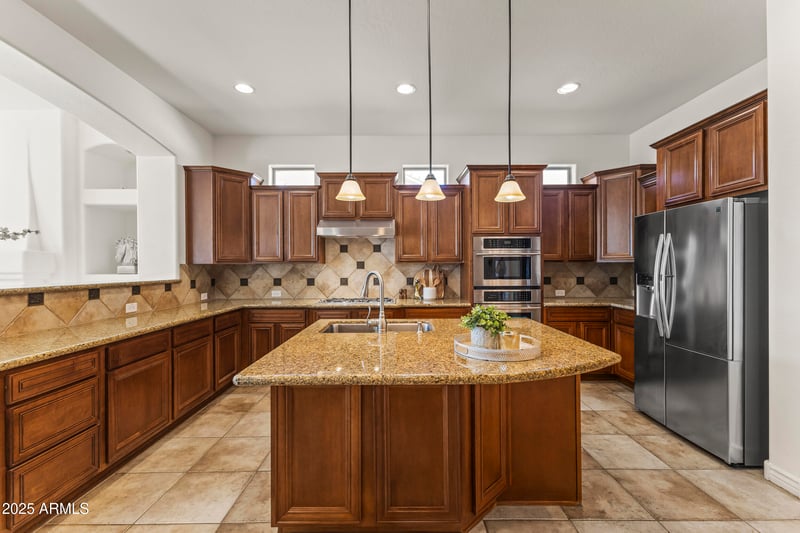2288 156th Dr, Goodyear, AZ 85395