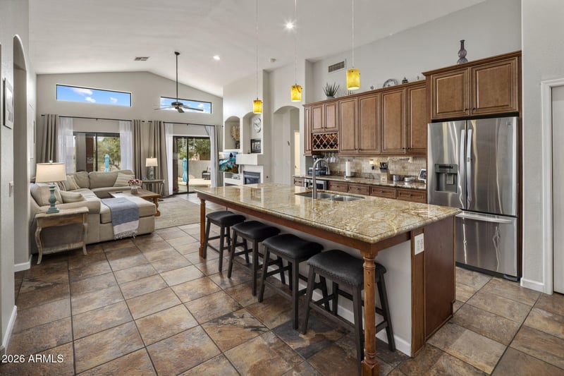 229 E Jordon Ln, Phoenix, AZ 85086