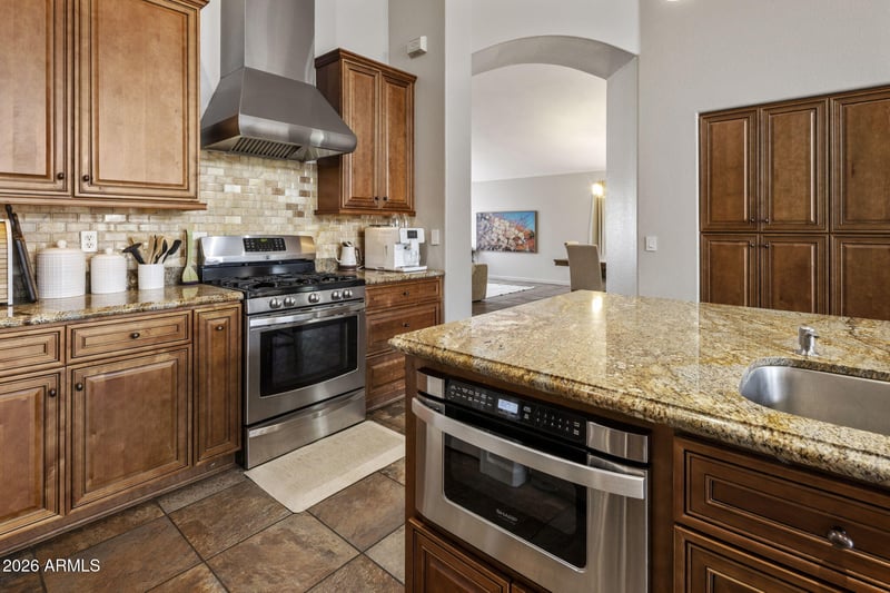 229 E Jordon Ln, Phoenix, AZ 85086