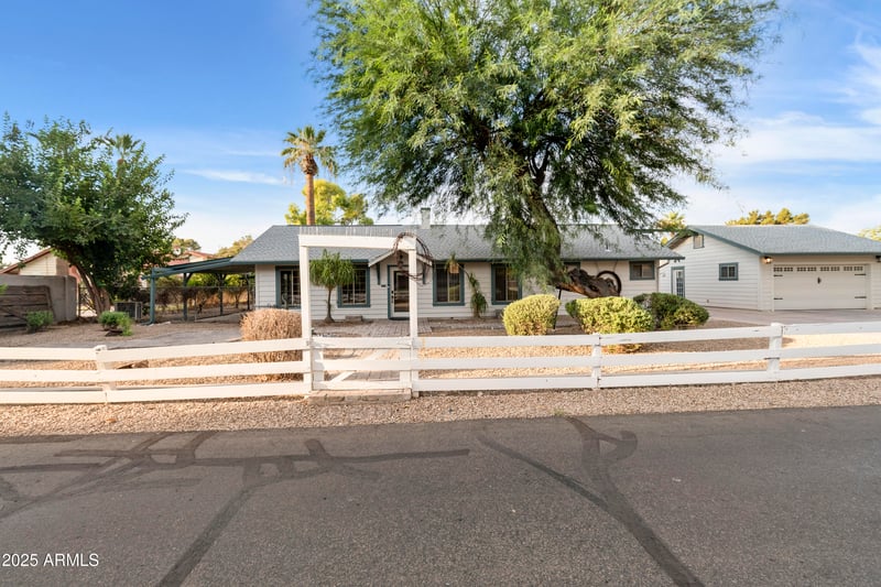 229 Tremaine Dr, Chandler, AZ 85225