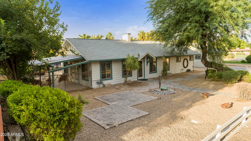 229 Tremaine Dr, Chandler, AZ 85225