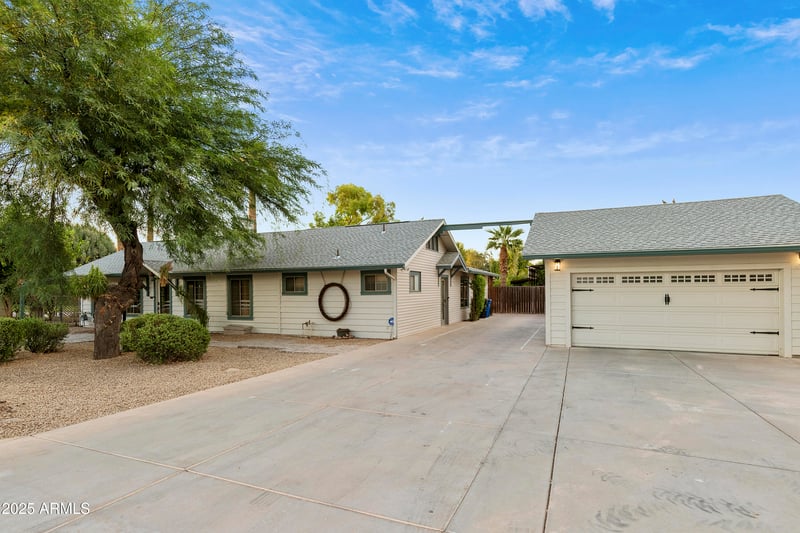 229 Tremaine Dr, Chandler, AZ 85225