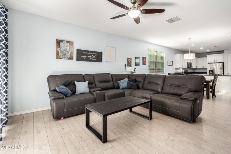 229 Vicenza Dr, San Tan Valley, AZ 85140